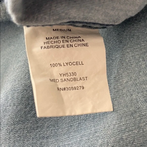 NWT Thread Supply Soft light DenimWash button Shirt - Picture 4 of 4